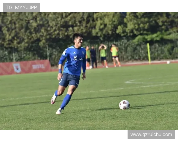 全新赛季篮球联赛赛程公布球员转会动态解析 - 副本 (3) 全新赛季篮球联赛赛程公布球员转会动态解析 - 副本 (3)